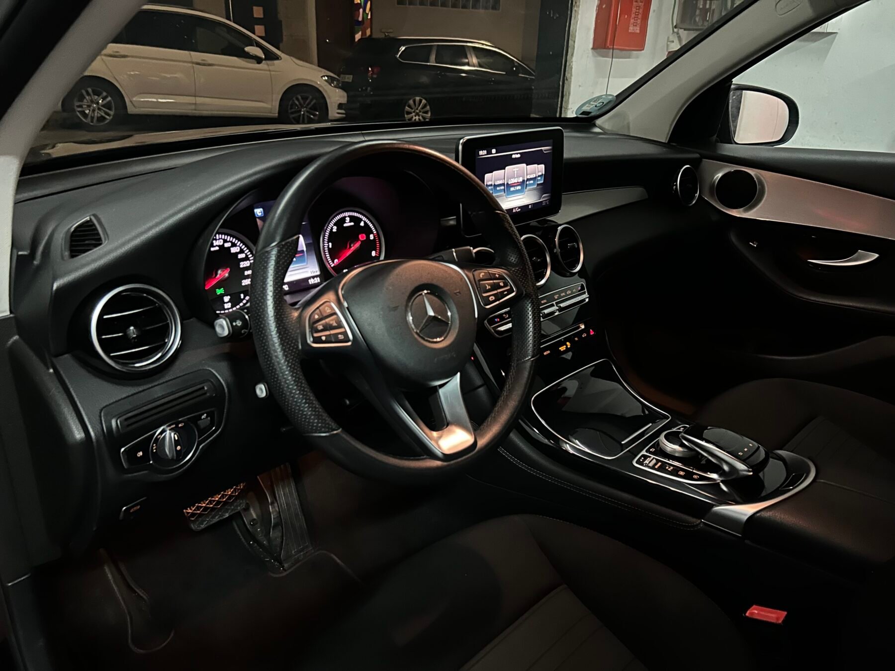 MERCEDES-BENZ GLC SUV