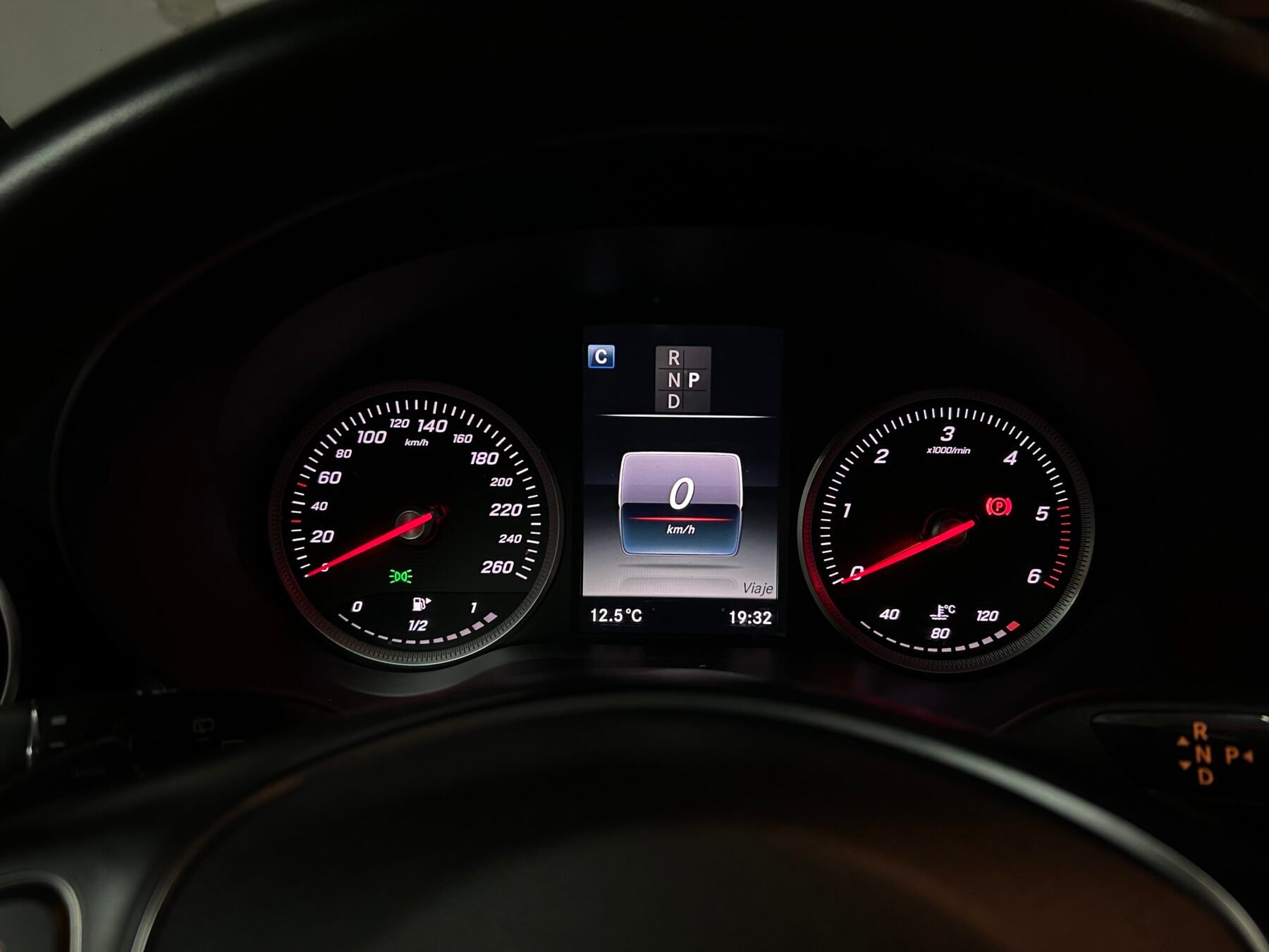 MERCEDES-BENZ GLC SUV