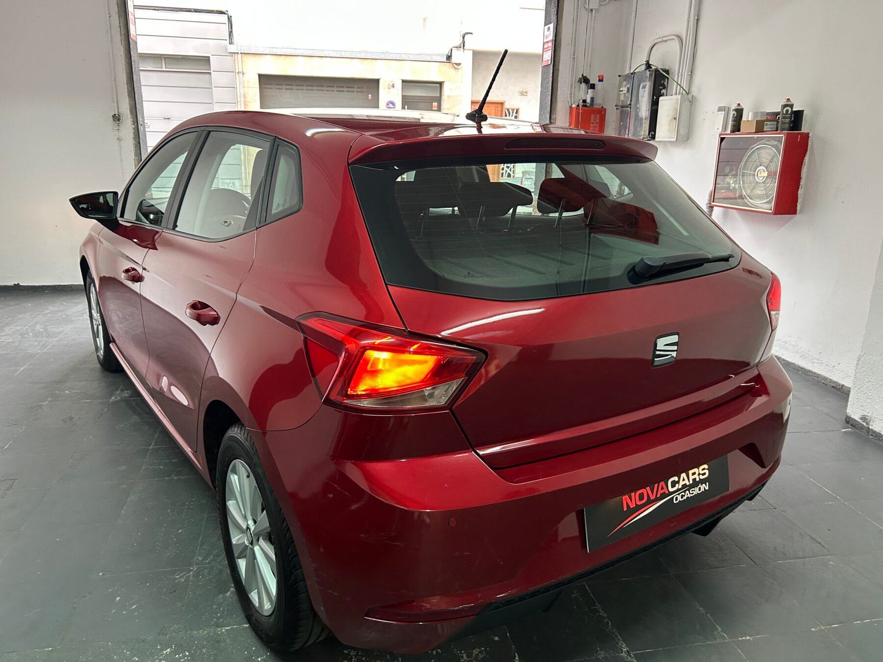 SEAT IBIZA